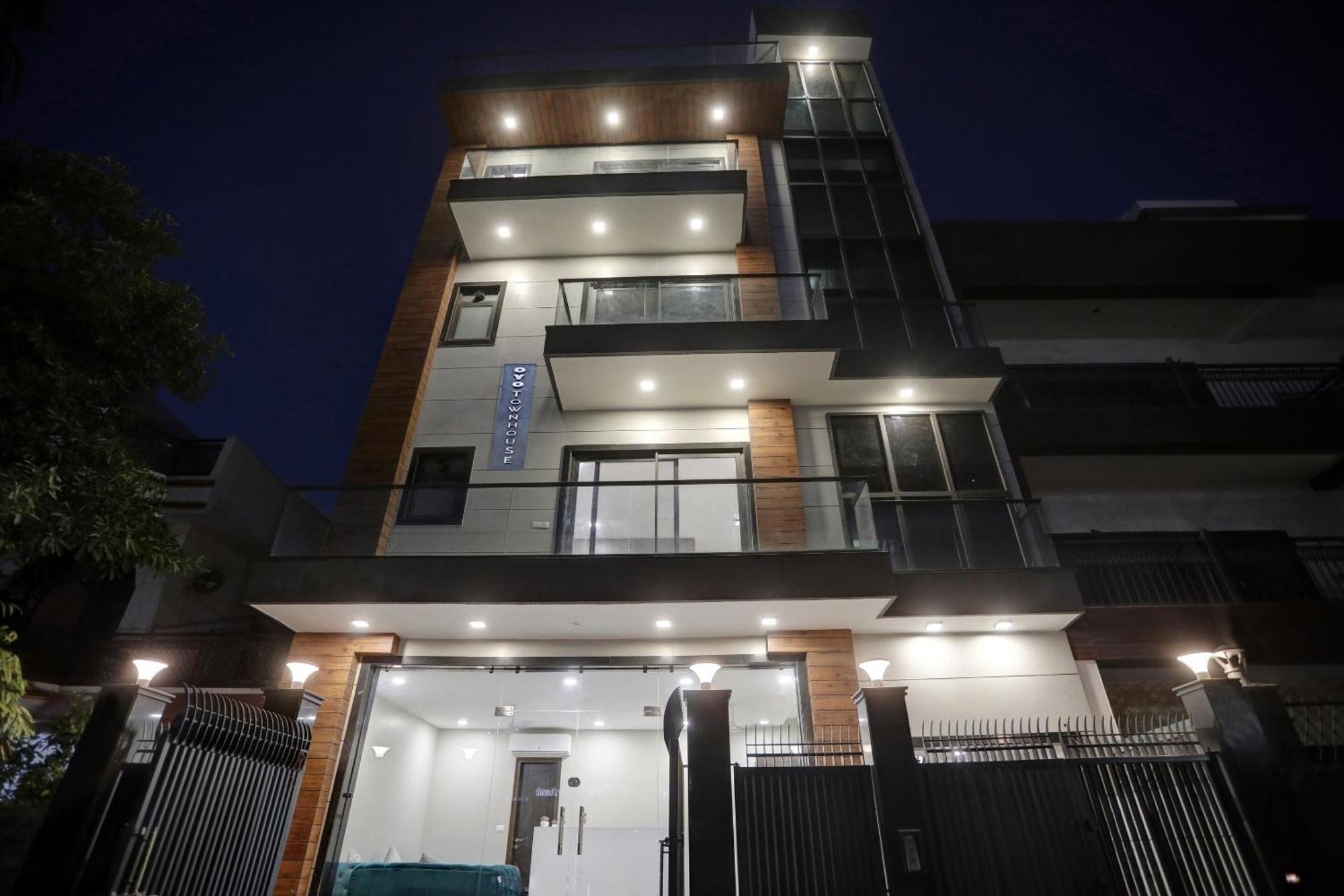 Hotel Townhouse Xanthe Noida Exterior foto